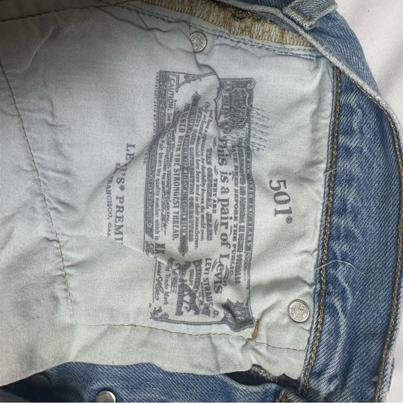 Levi's Premium 501 Jeans Womens W27 L26 Cropped Light Wash Distressed - Picture 7 of 13
